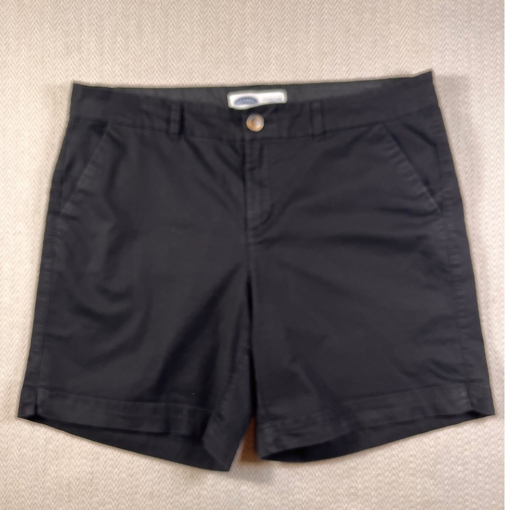 Old Navy Women's 14 Mid Rise Everyday Chino Shorts Black Stretch 7.5" Inseam